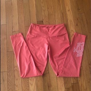 Super cute North Face leggings